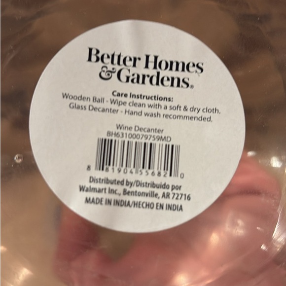 Decanter 🥃 - Picture 2 of 2